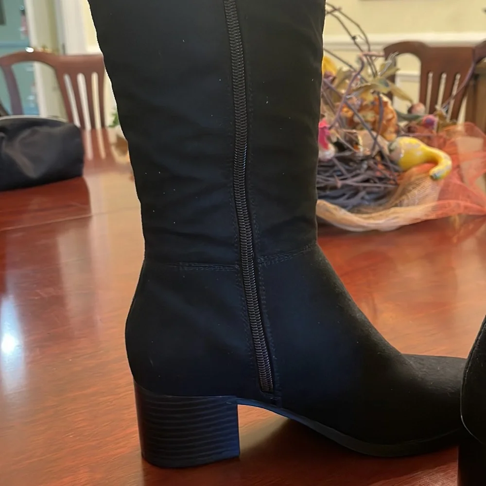 Life Stride Soft System Daring Boot With pewter Decorative piece on side calf. - Picture 7 of 11